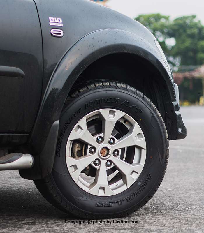 Achilles Tire 235/70R15 103S Pattern Desert Hawk AT