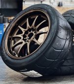 Nitto Tire 225/40R18 88W Pattern NT01